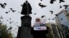 Moscow Protesters Stage Series Of One-Person Pickets In Call For Free Elections