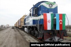 اولین قطار باری بین ایران و جمهوری آذربایجان در منطقه آستارا در بهمن ماه ۹۶