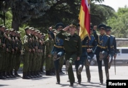 Военнослужащие Южной Осетии. Цхинвали, 5 июля 2015 года.