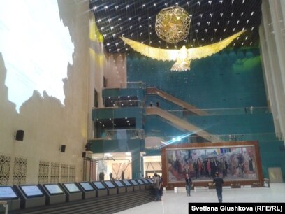 Бисексуалды порно тегін қарау