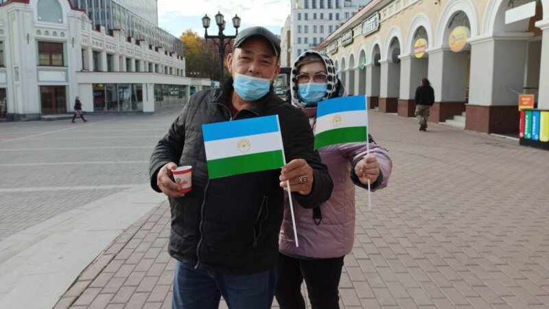 Татарские активисты вышли на акцию в Уфе в честь 30-летия со дня принятия Декларации о суверенитете Башкортостана 