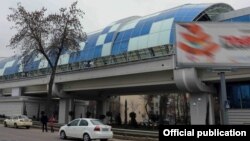 Хати метрои Тошканд.
