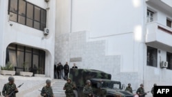 Soldiers standing guard in downtown Tunis
