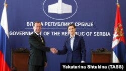 Српската премиерка на Брнабиќ и премиерот на Русија Дмитри Медведев.