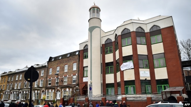 Londondakı Finsberi məscidi (Finsbury Park Mosque)