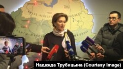 Анна Попова