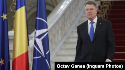 Președintele Klaus Iohannis așteaptă luni partidele la consultări pentru formarea viitorului guvern.