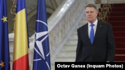 Klaus Iohannis a anunțat oficial că face referendum pe 26 mai, odată cu alegerile europarlamentare. Tema va fi justiția. Nu a ales încă întrebarea