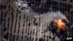 Iz video snimka Ministarstva odbrane Rusije: ruski udari na "Islamsku državu", Idlib, 15. oktobar 2015
