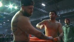 Face-Slapping Contest A Big Hit At Siberian Muscle Show