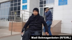 Терроризм бойынша сегіз жыл жазасын өтеп шыққан Жасұлан Сүлейменов. Астана, 20 қыркүйек 2018 жыл.