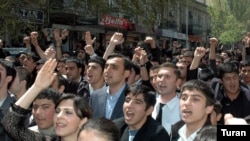Tələbələr "Terrora yox!" deyir, Bakı, 1 may 2009