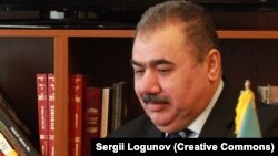 A.Alışanov