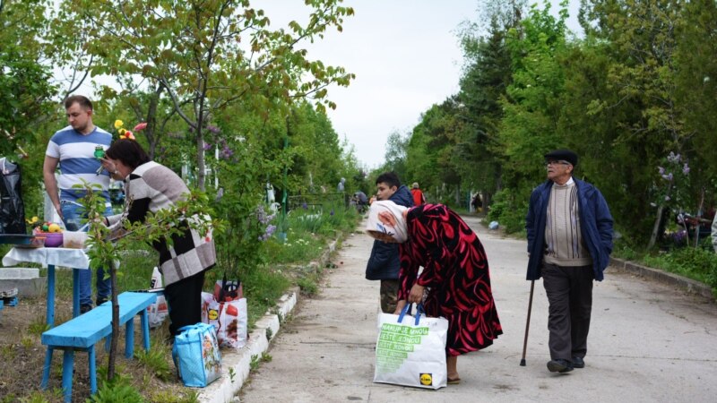 Mitropolia Moldovei: Paștele Blajinilor e amânat până în 6-8 iunie
