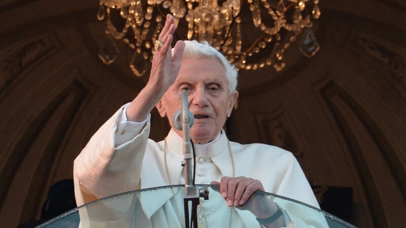 Памёр Папа Рымскі Бэнэдыкт XVI, які сышоў у адстаўку ў 2013-ым