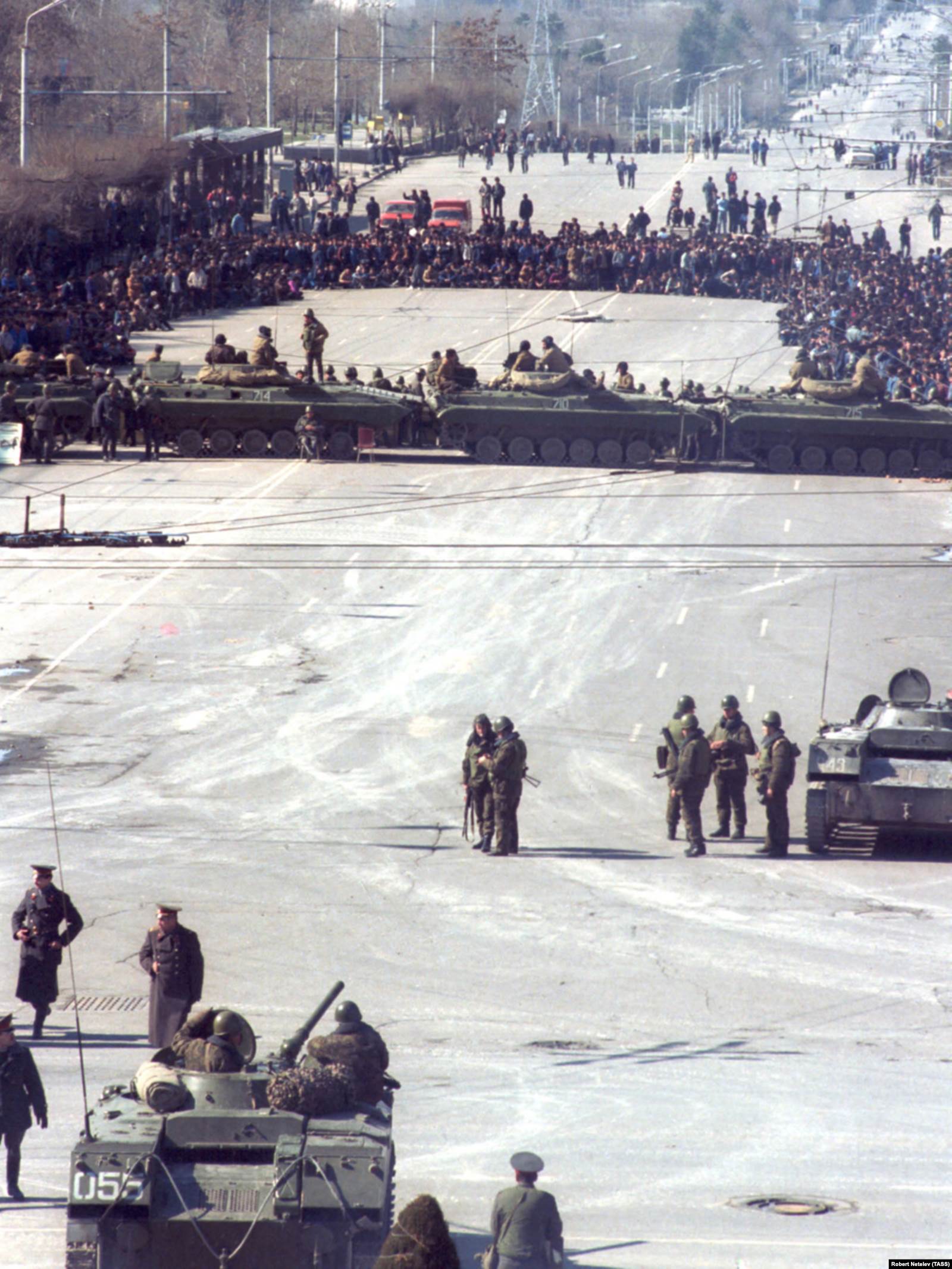 Русские в душанбе 1990. Душанбе февраль 1990. Массовые беспорядки в Душанбе 1990 года.