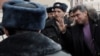 Борис Немцов перед судом по делу об участии в акции "Стратегия 31" в 2010 году