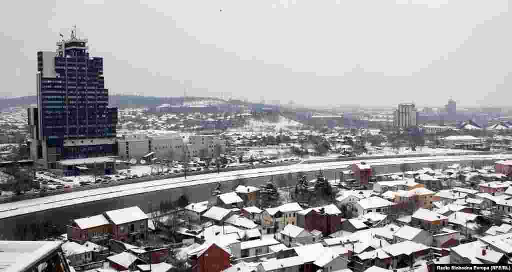 Македонија - снег во Скопје