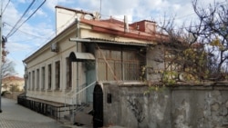 Дом №19 на улице Советской в Севастополе