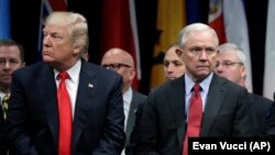 Donald Trump i Jeff Sessions