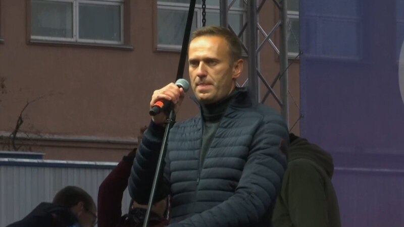 Зголемено обезбедување во болницата кај што се лекува Навални 