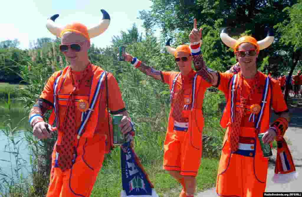 Пращури вікінгів починають ходу від Orange camp до фан-зони на площі Свободи