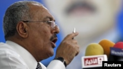 President Ali Abdullah Saleh has rejected a plan where he would step down at the end of the year.