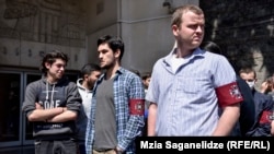 Праворадикальные активисты в Тбилиси