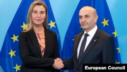 Mogherini & Mustafa - foto arkivi