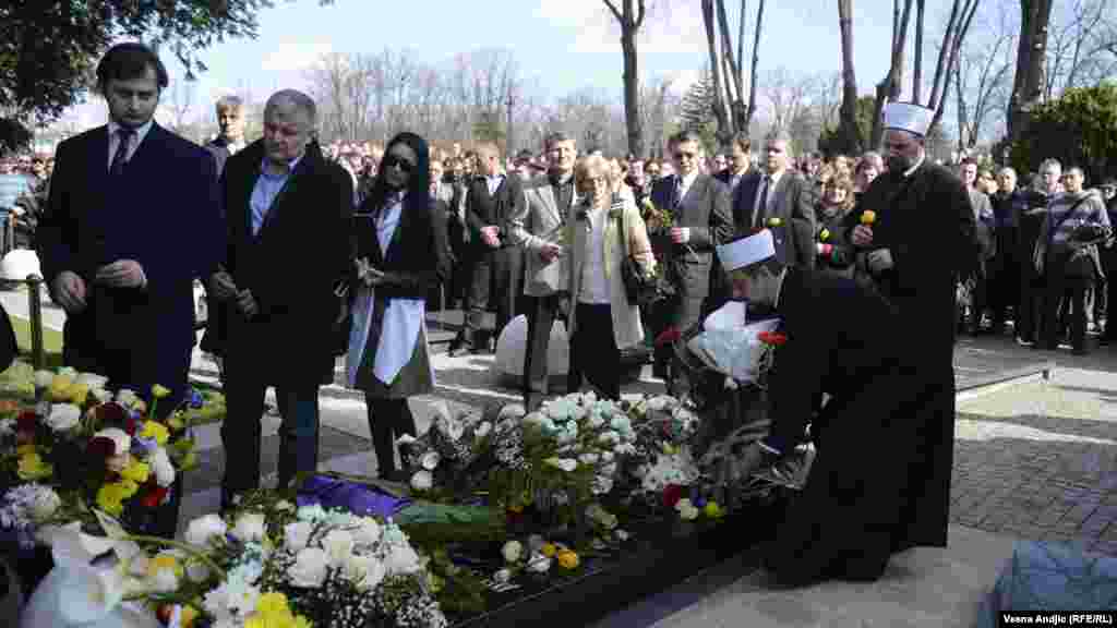 Religious, political, and cultural figures turned out to pay their respects at the March 12 ceremony.
