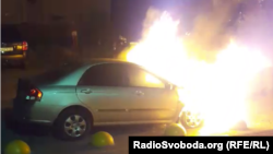 Вночі 17 серпня невідомі підпалили автомобіль програми журналістських розслідувань «Схеми» 