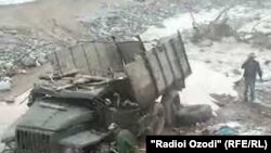 Садамае дар роҳи Балҷувон. Акс аз моҳи апрели соли 2019
