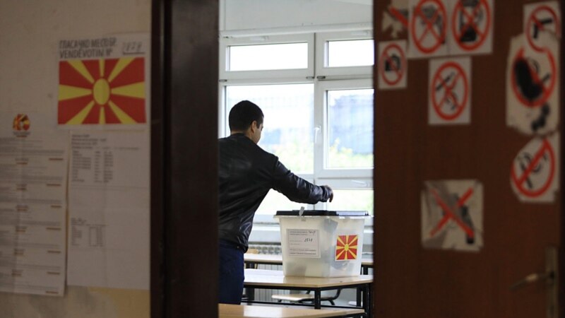 Деркоски - Нема гласање без важечки лични документи