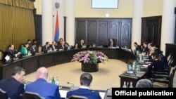 Հայաստանի կառավարության նիստը վարում է փոխվարչապետ Տիգրան Ավինյանը
