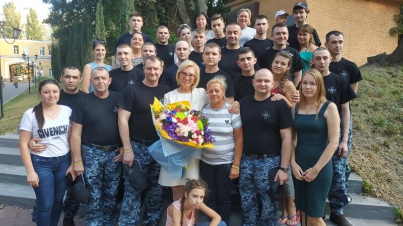 Освобожденные украинские моряки отправятся в Одессу из военного госпиталя – Денисова