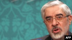 میرحسین موسوی در یازدهمین سال از حصر خانگی به سر می‌برد