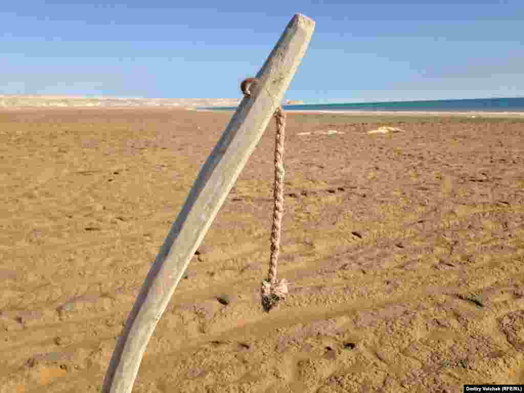 What is left of this once-great body of water can be seen on the horizon.&nbsp; 