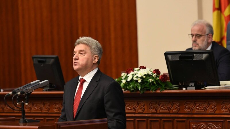 Иванов врати десетина закони во Собранието