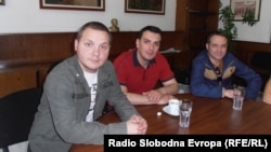 Александар Јовановиќ, Младен Давидовиќ и Зоран Ивановски се професори по фискултура.