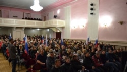 Собрание жильцов, живущих возле ГНС, сразу после взрыва в Магнитогорске