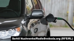 UKRAINE -- petrol, filling station