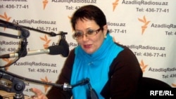 Депутат Эльмира Ахундова