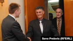Šerbo Rastoder na sastanku sa crnogorskim premijerom Lukšićem