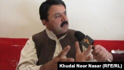 درویش کاکړ ، د مشال راډیو سره په مرکه کې