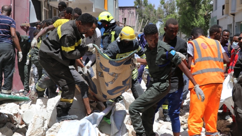 Somali paýtagtynda partladylan ýük maşyny azyndan 76 adamy öldürdi