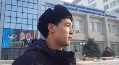 Сауыншы әйелдер бейнеленген онлайн порно