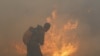 Эксперты опасаются, что политика региональных властей приведет к повторению ситуации лета-2010 (На фото: лесной пожар в Шатуре, август 2010 года)