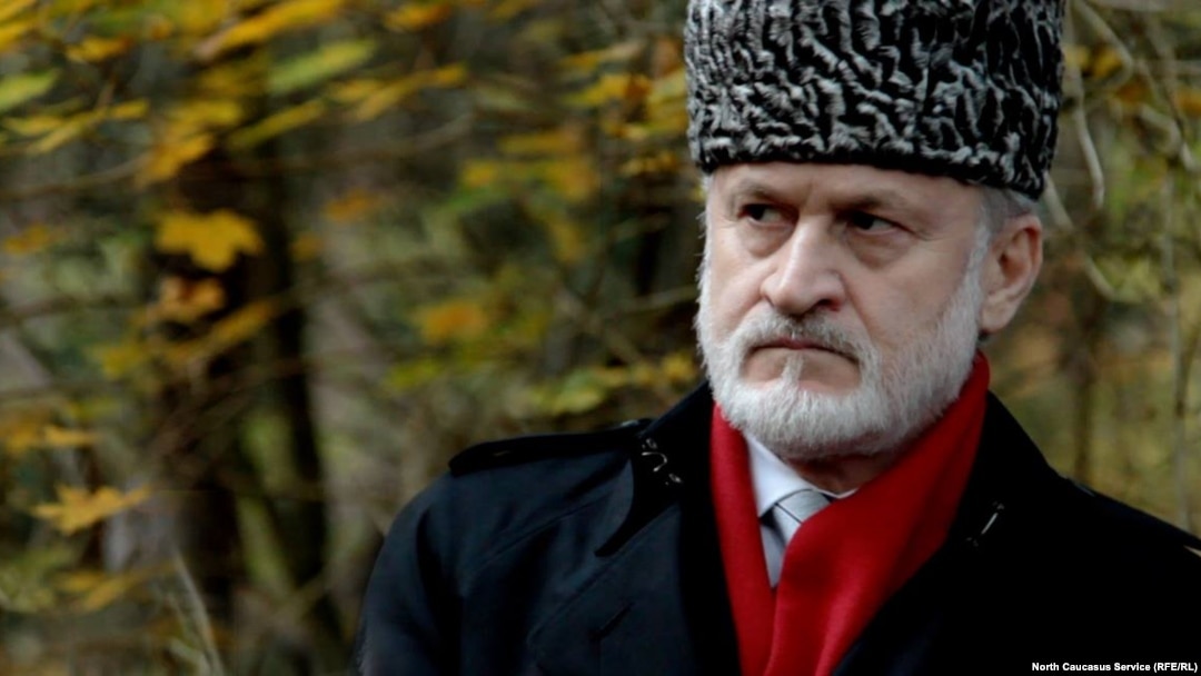 Ахмед Закаев заявил о готовности живущих в Европе чеченцев воевать за  Украину