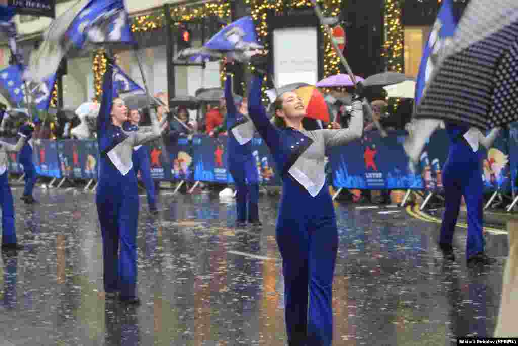 Лондонский новогодний парад 1 января 2017 г. 