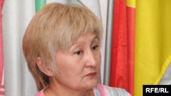 Раушан Есіргепова, журналист Рамазан Есіргеповтың зайыбы. Алматы, 13 маусым 2009 ж.